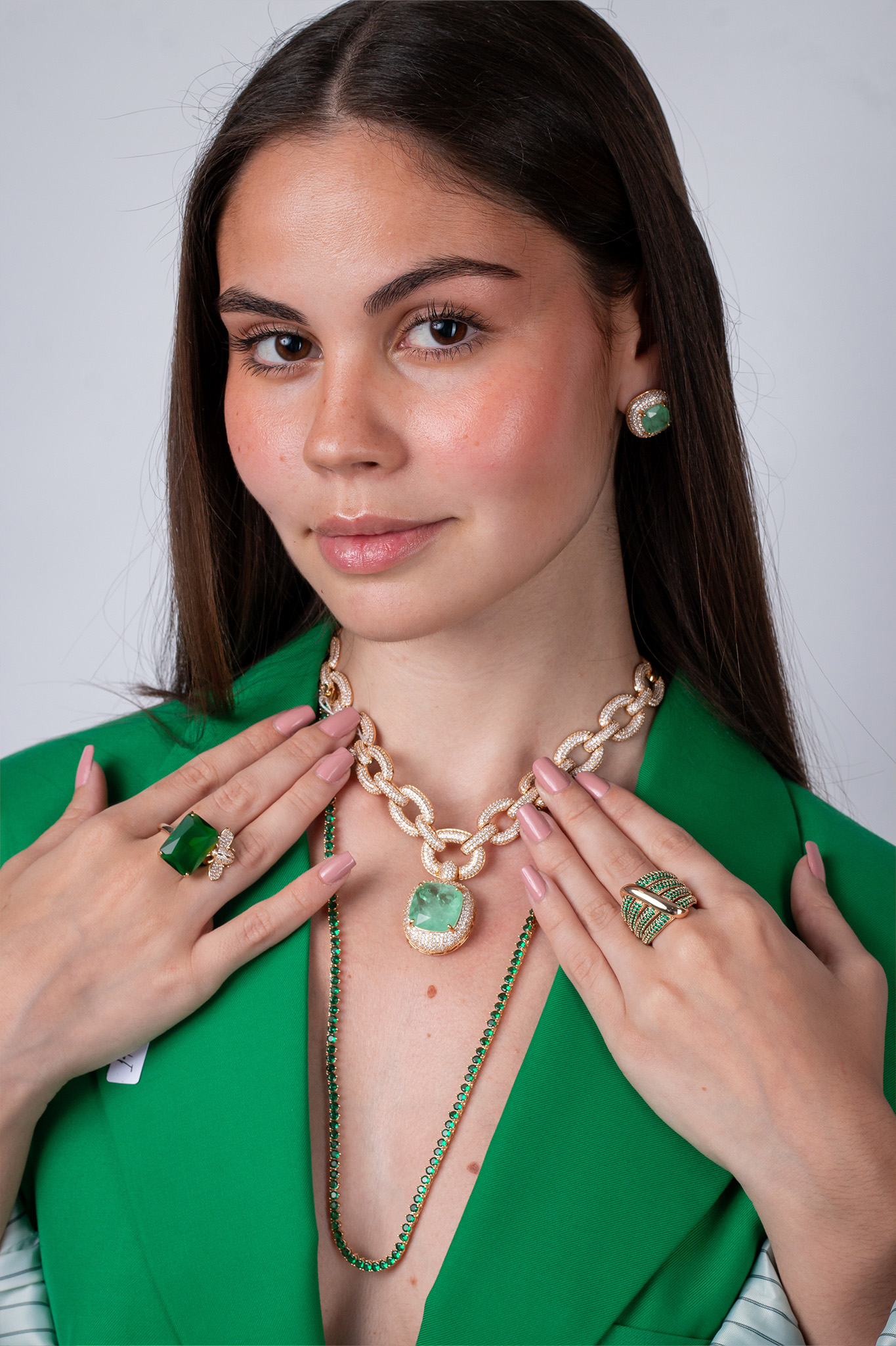 Conjunto de Semijoias – Elegância em Verde Turmalina